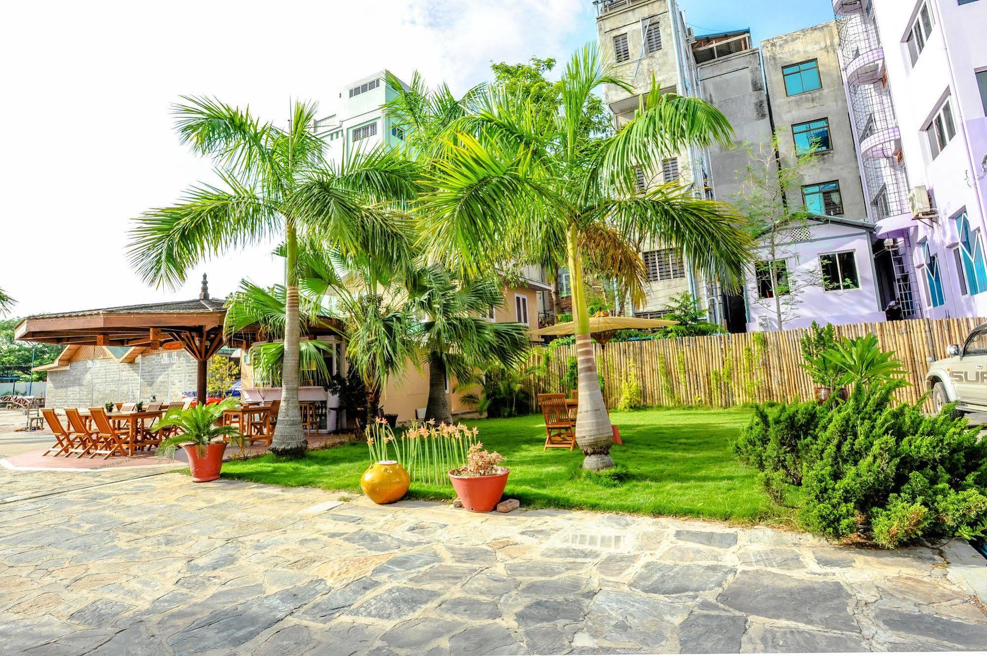 Kyi Tin Hotel Мандалай Екстер'єр фото